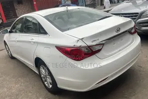 Hyundai Sonata 2012 White