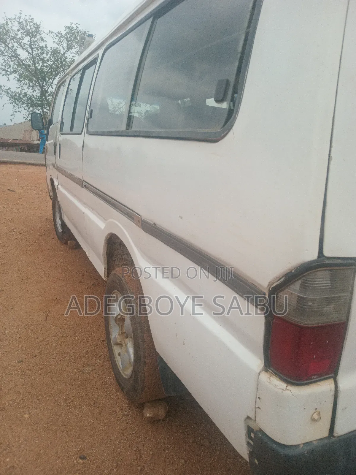 Mazda E2000 2000 White