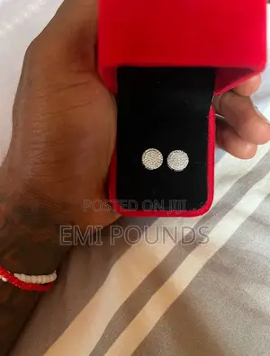 VVS Moissanite Ear Ring for Sale