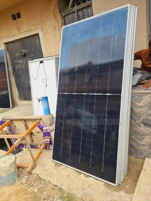 This 630watts Jinko Bifacial Half-Cut High Voltage Panel