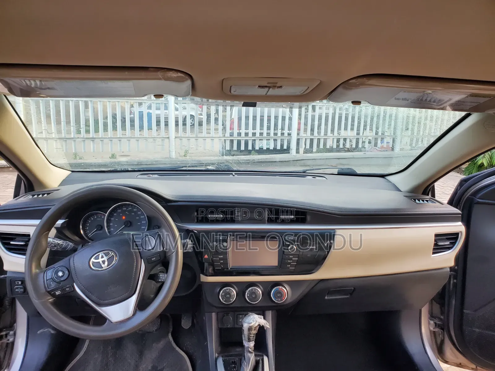 Toyota Corolla 2014 Gold