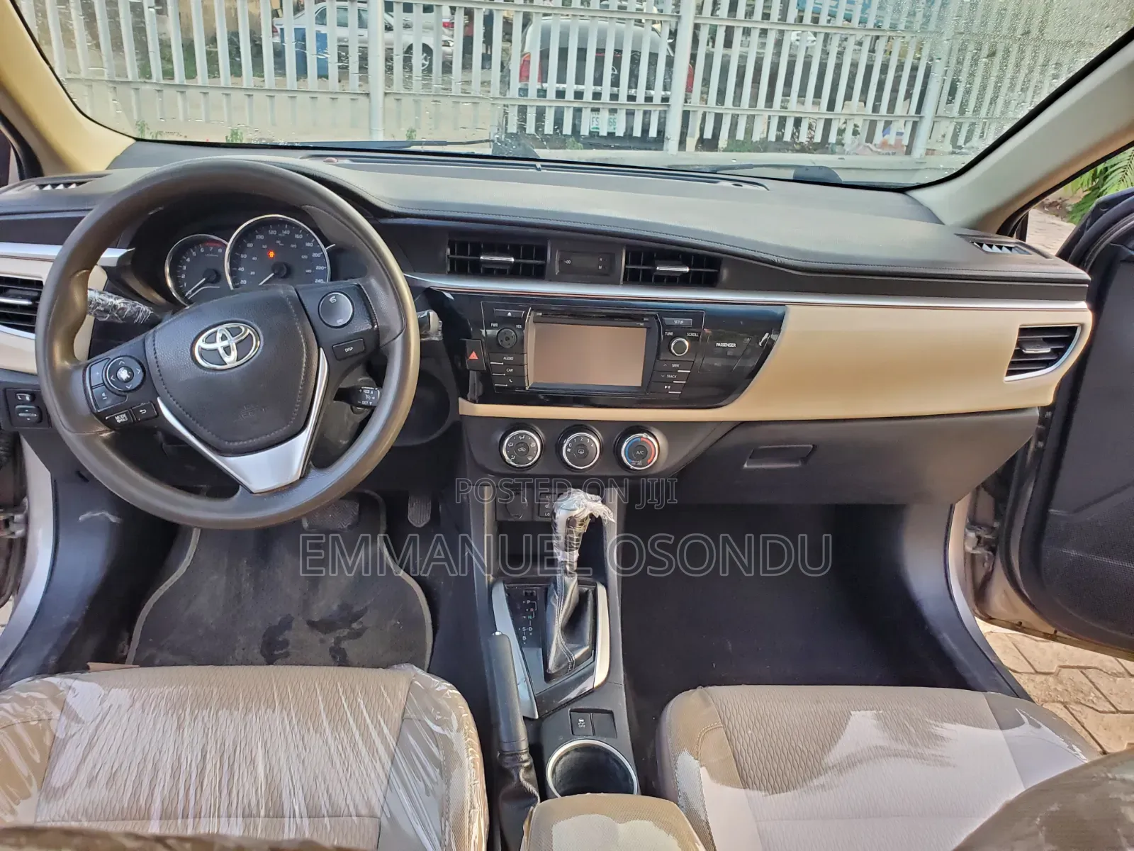 Toyota Corolla 2014 Gold