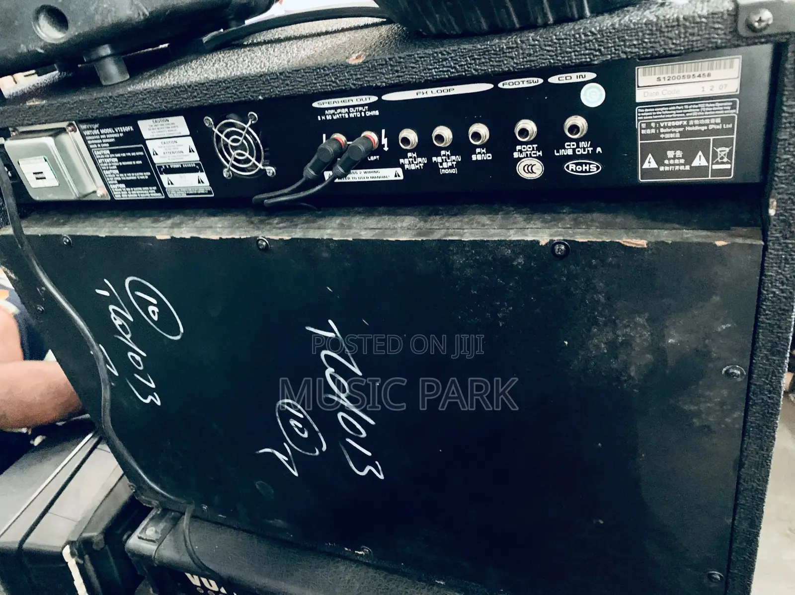 Behringer Vt250fx 2x12 Combo
