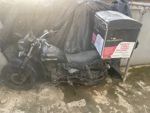 Kymstone Husky 2020 Black