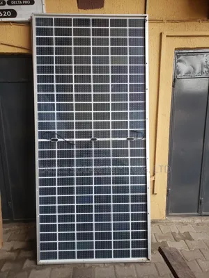 720watts Bificial Solar Panel. It Has 156cells With Very Fast Charging