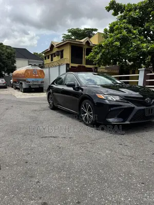Toyota Camry SE (2.5L 4cyl 8A) 2019 Black