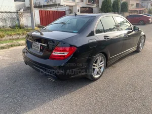 Mercedes-Benz C300 Luxury 4Matic Sedan AWD (3.5L 6cyl 7A) 2014 Black