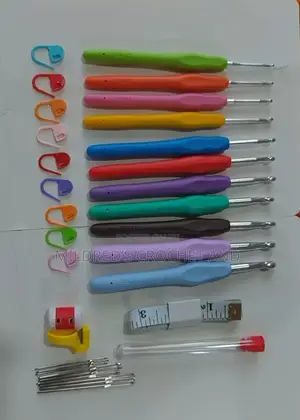 30 PCS Crochet Set