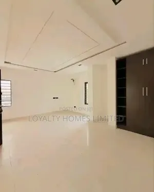 4bdrm Duplex in GRA Phase 1 for sale