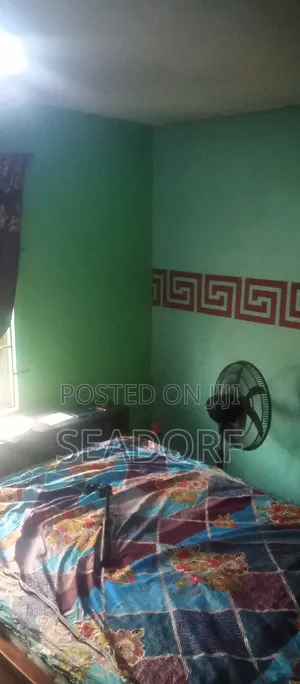 1bdrm Shared Apartment in Adebiyi, Rind Road for rent