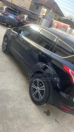 Ford Escape S 4dr SUV (2.5L 4cyl 6A) 2015 Black