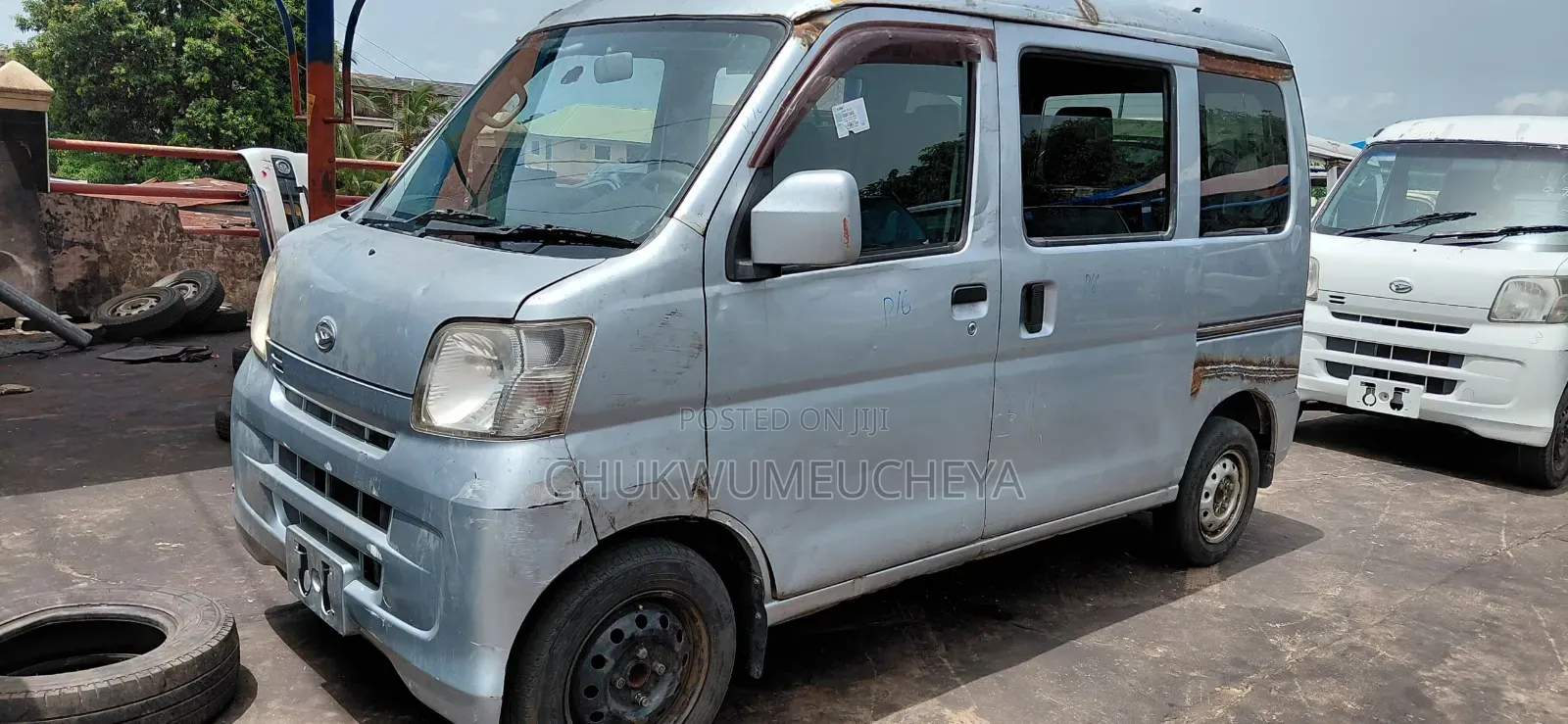Daihatsu Hijet 2005 White