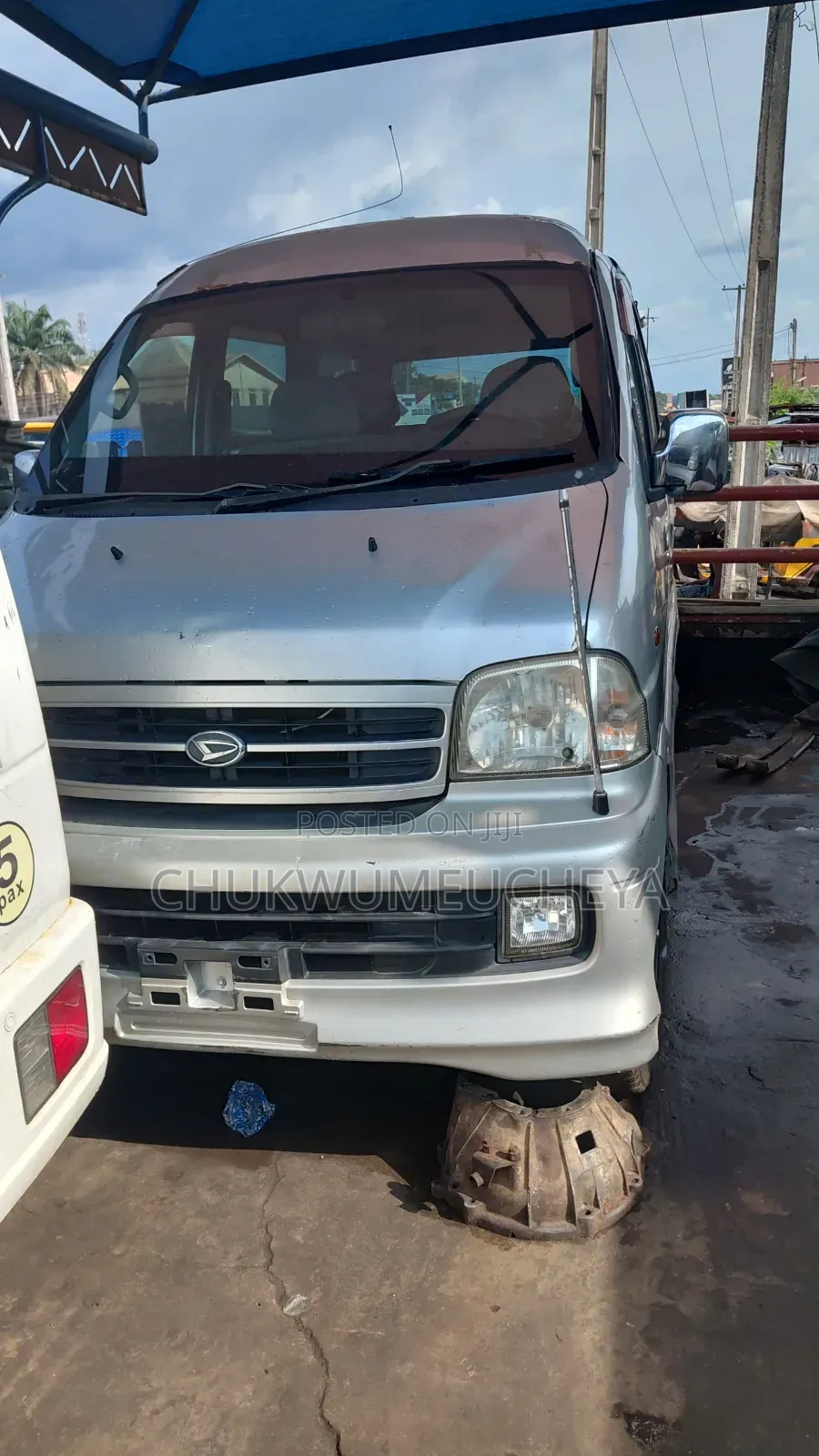 Daihatsu Hijet 2005 White
