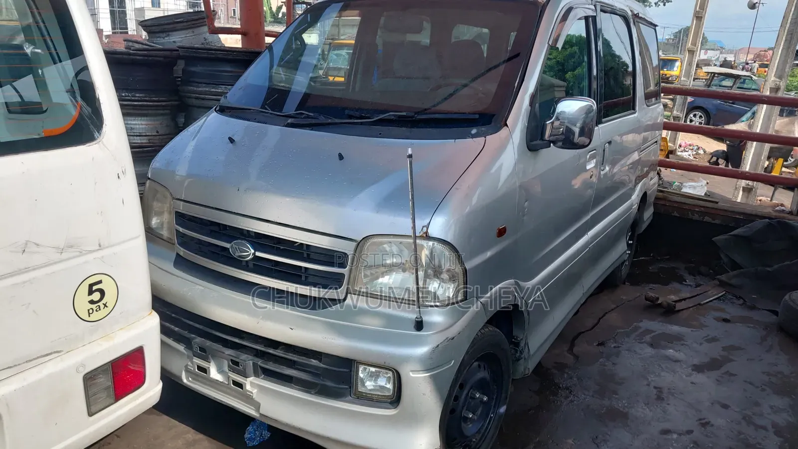 Daihatsu Hijet 2005 White