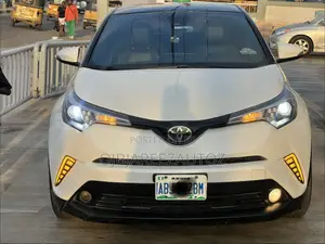 Toyota C-HR 2019 White