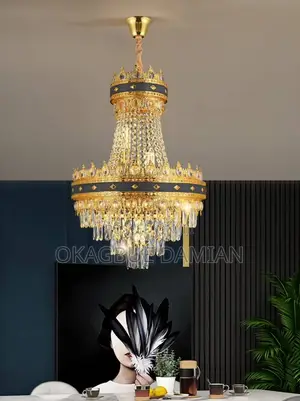 A Crystal Full-Chandelier