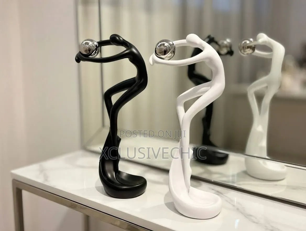 Home Figurine Decor