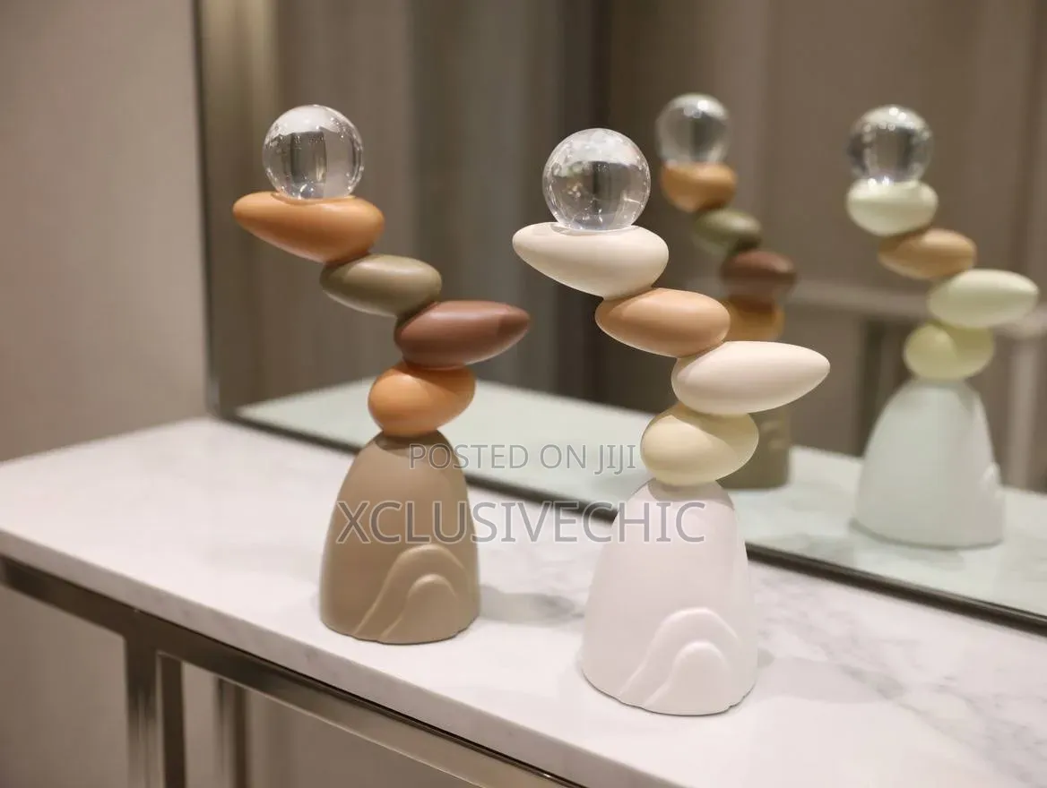Home Figurine Decor