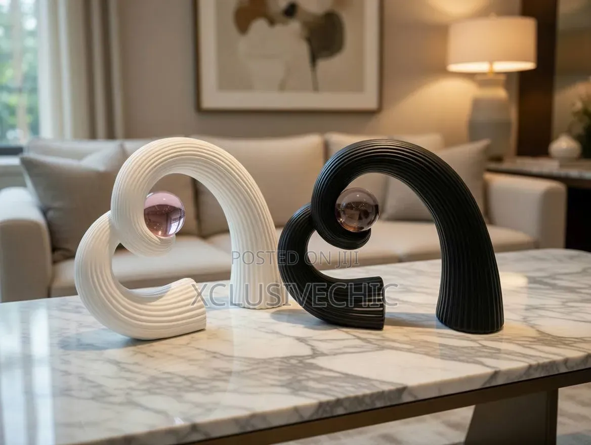 Home Figurine Decor
