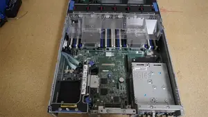 Server HP ProLiant DL 32GB Intel Xeon HDD+SSD 32GB
