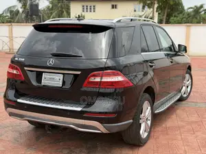 Mercedes-Benz M Class ML350 4dr SUV (3.5L 6cyl 7A) 2015 Black