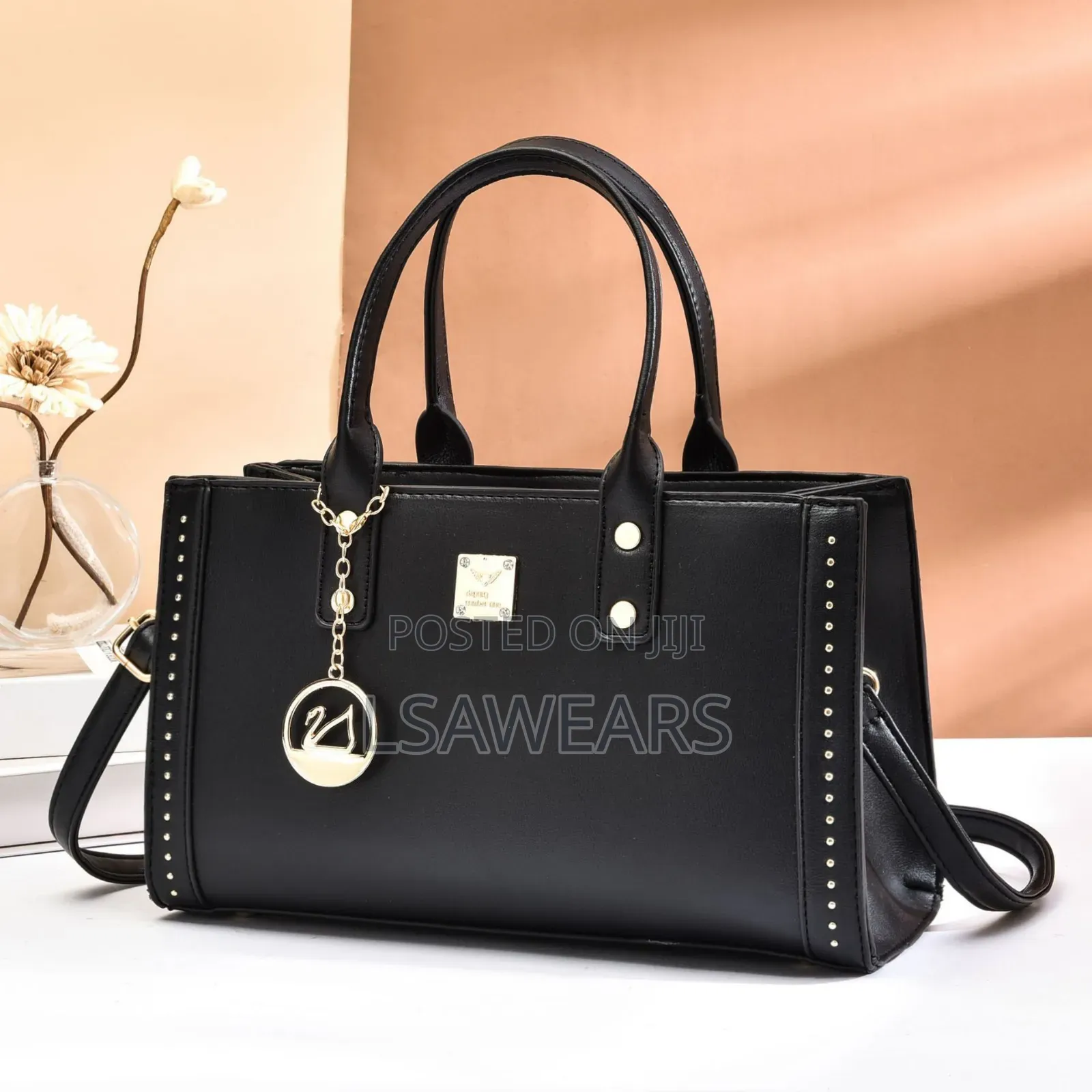 Elegant Handbag Black Colour