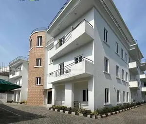 3bdrm Apartment in Banana Island for rent