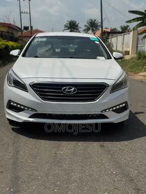 Hyundai Sonata Limited 4dr Sedan (2.4L 4cyl 6A) 2015 White