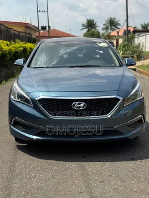 Hyundai Sonata Limited 4dr Sedan (2.0L 4cyl Turbo 6A) 2014 Blue
