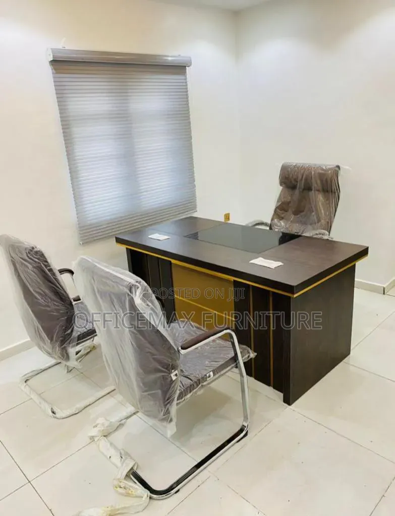 Dg Office Table