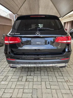 Mercedes-Benz GLC-Class 2016 Black