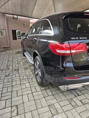 Mercedes-Benz GLC-Class 2016 Black