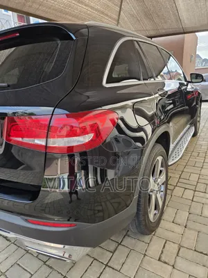 Mercedes-Benz GLC-Class 2016 Black