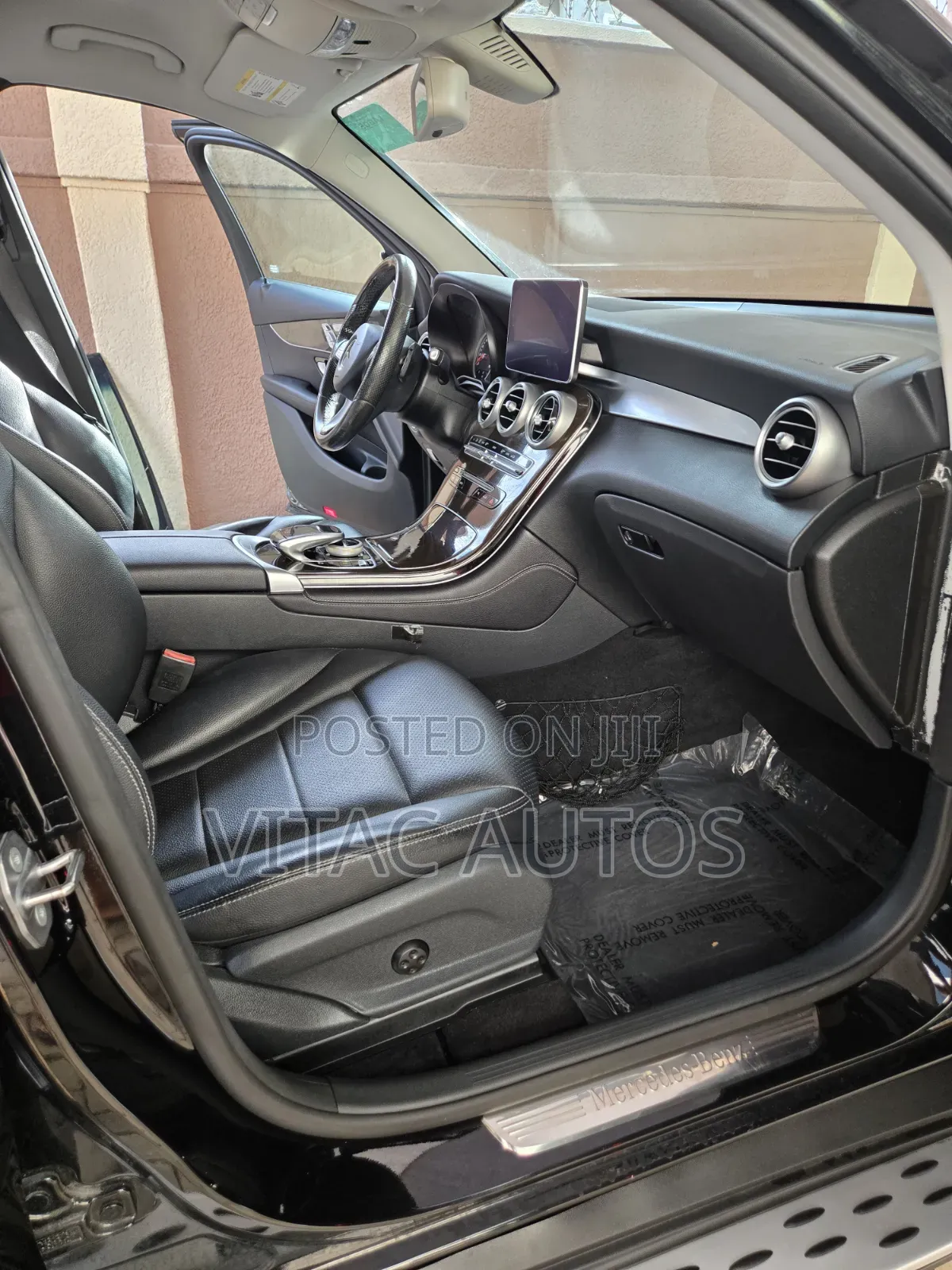 Mercedes-Benz GLC-Class 2016 Black