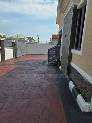 3bdrm Bungalow in Pyakasa, Sabon Lugbe for sale