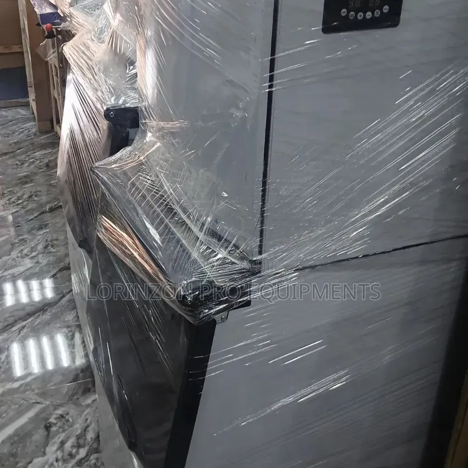Industrial Ice Cube Maker