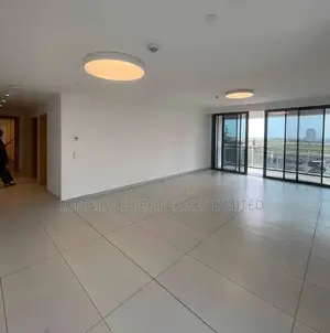 3bdrm Apartment in Adeola Odeku for rent