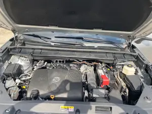 Toyota Highlander LE 2021 Gray