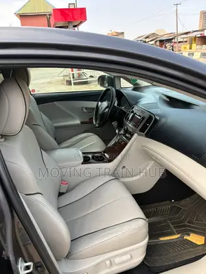 Toyota Venza AWD 2012 Gray