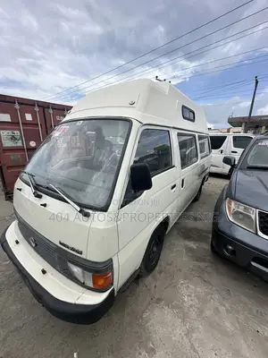 Nissan Caravan (Urvan) 2004 White