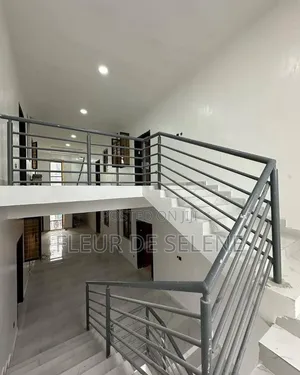 2bdrm Apartment in Ikate, Lagos Island / Lagos Island for rent