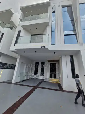 4bdrm Duplex in Agungi for sale