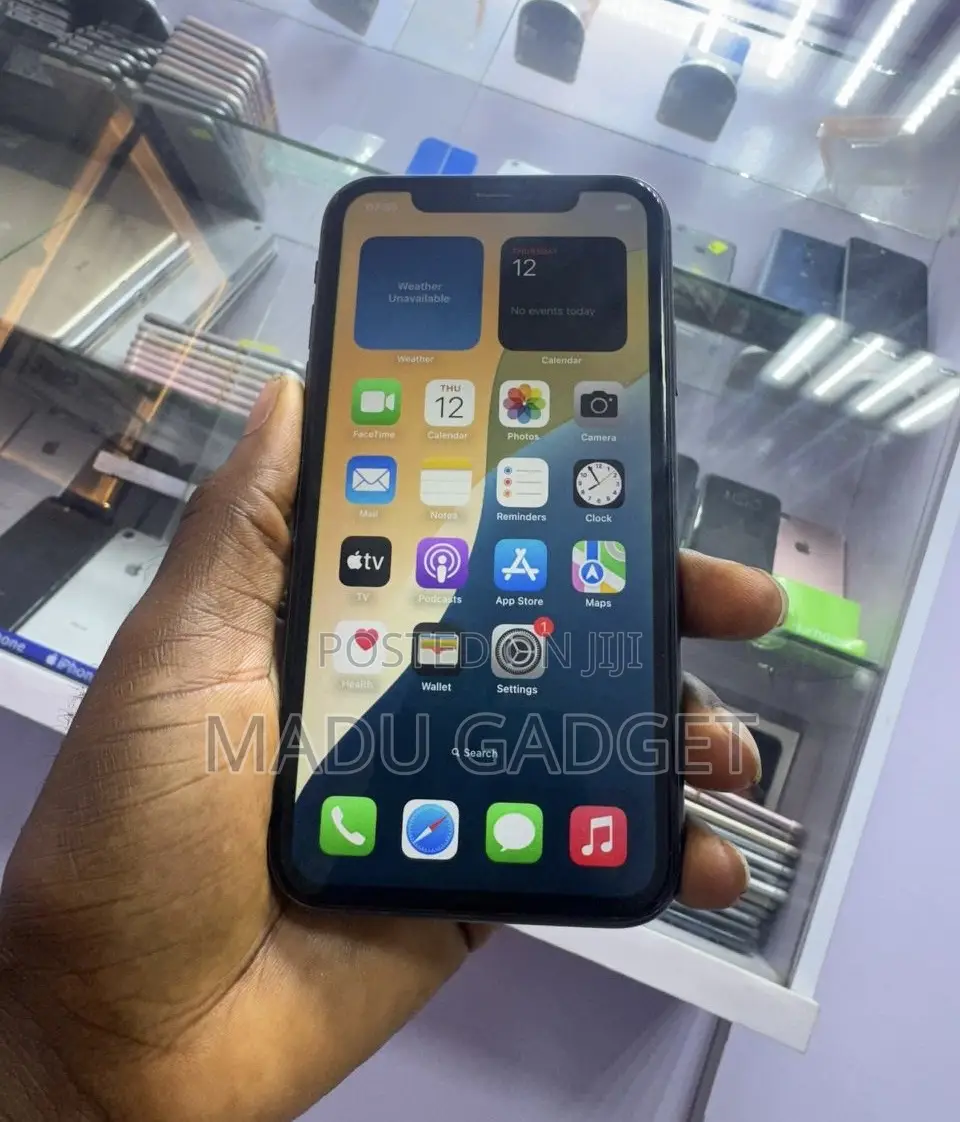 Apple iPhone 11 64 GB Black