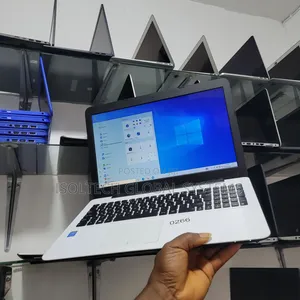 Laptop Asus X555LA 8GB Intel Core i3 HDD 500GB