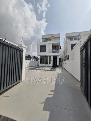 5bdrm Duplex in Lekki Phase 1 for sale