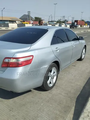 Toyota Camry 2010 Silver