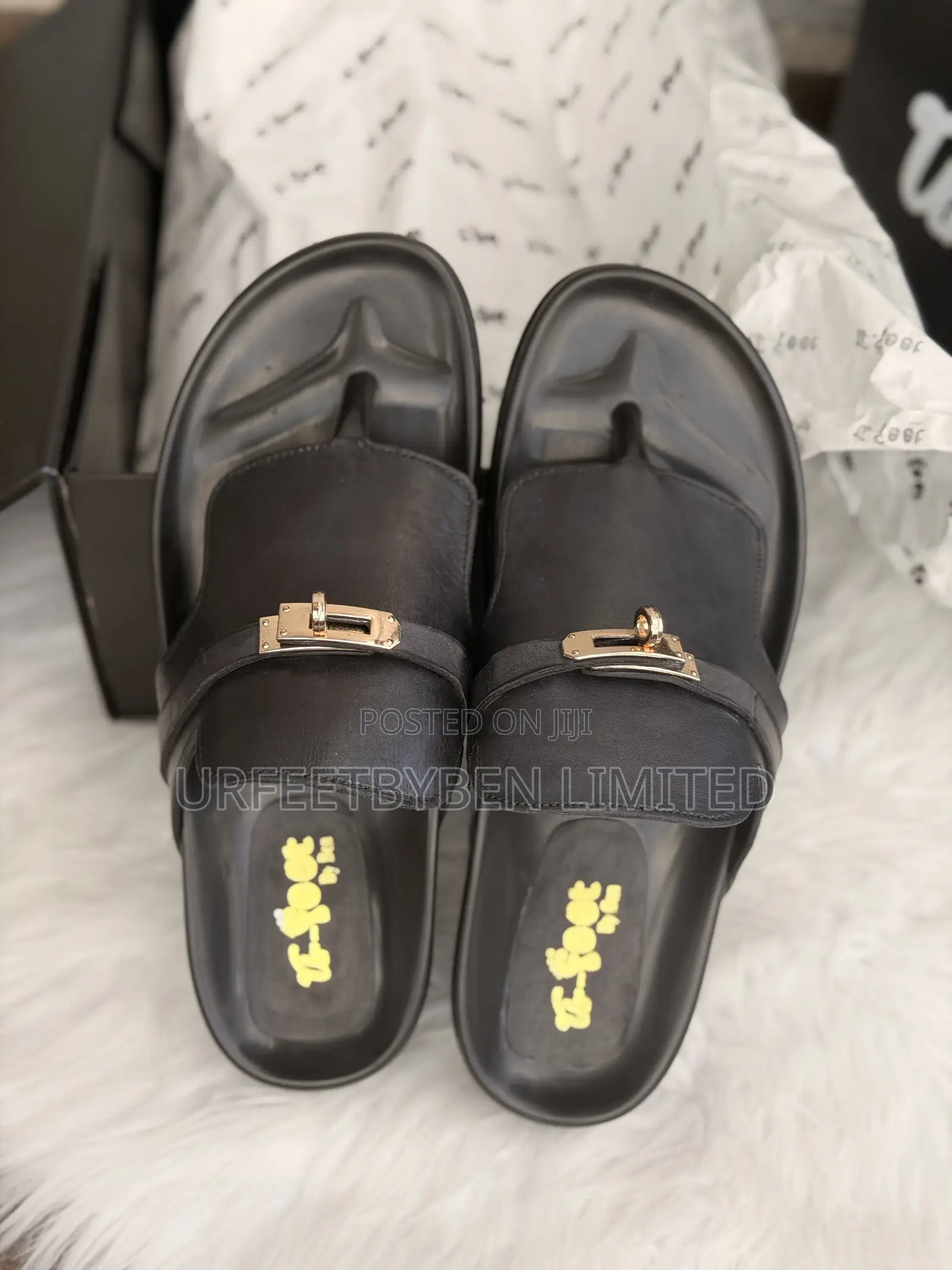 Classic Casual Black Leather Slippers