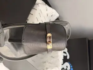 Classic Casual Black Leather Slippers
