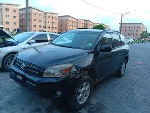 Toyota RAV4 1.8 2007 Black