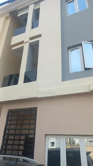 4bdrm Duplex in Guzape District for sale